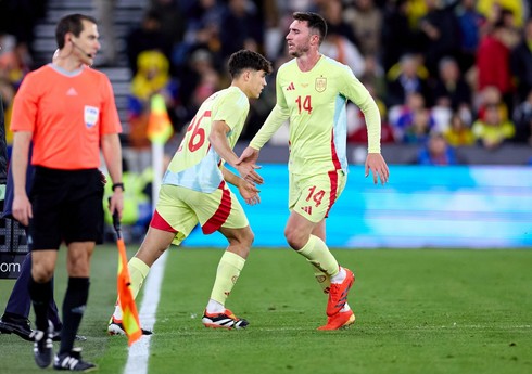 17 yaşında İspaniya millisində debüt edən futbolçu: Sanki yuxuda idim