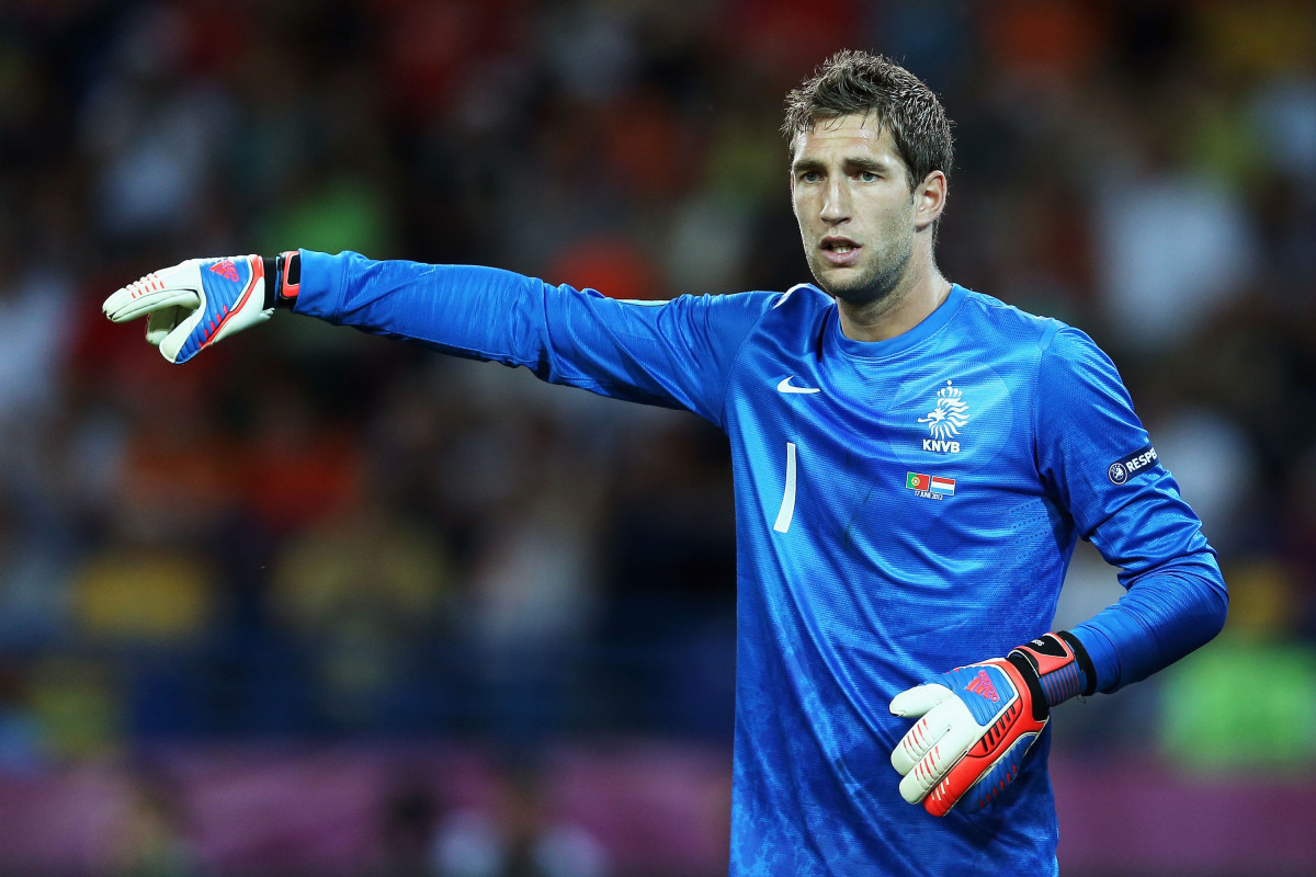 40 yaşlı qapıçı karyerasını  başa vuracaq