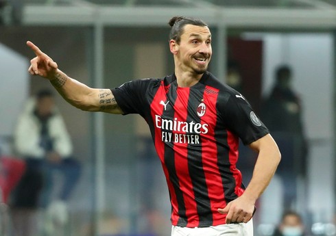 41 yaşlı İbrahimoviç “Milan”la müqaviləni uzatmaq niyyətindədir