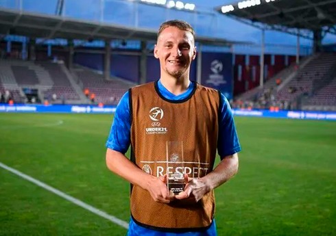 Adı "Qarabağ"la hallanan futbolçu Bakıya gəlib