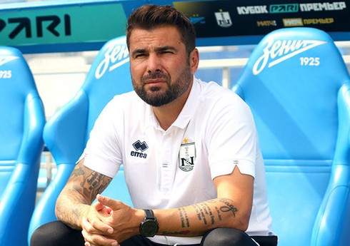 Adrian Mutu "Neftçi"də qarşısına qoyulan hədəfləri açıqlayıb