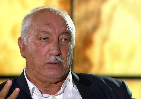 Ağasəlim Mircavadov: "Azərbaycan millisinin bugünkü oyunda qələbə qazanması çox vacibdir"