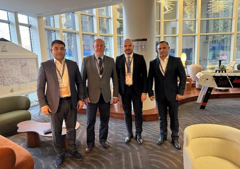 AKF-nin vitse-prezidenti Dünya Karate Federasiyasının rəhbəri ilə görüşüb