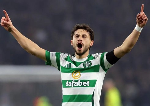 Almaniyalı futbolçu Çempionlar Liqasında yeni uğurlara imza atıb