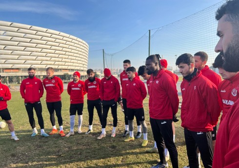 “Araz-Naxçıvan” klubu daha bir futbolçusunu icarəyə verib