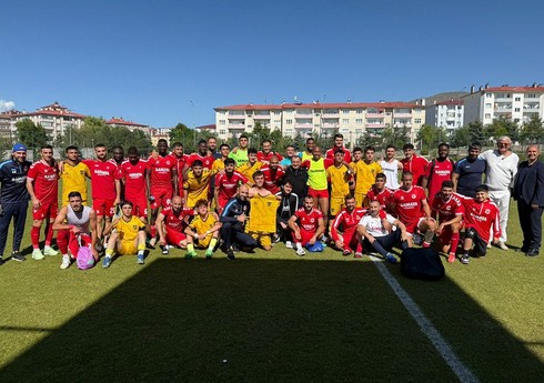 "Araz-Naxçıvan" Türkiyə klubunu 14 cavabsız qolla məğlub edib