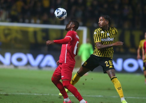 "Araz-Naxçıvan"ın futbolçusu: "Yunanıstan komandası ilə oyunda Azərbaycan adına uğur qazandıq"