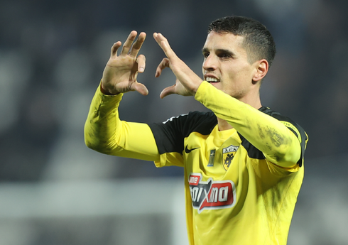 Argentinalı futbolçu 33 yaşında karyerasını bitirib