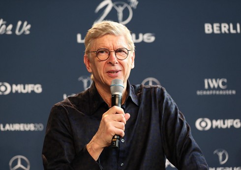 Arsen Venger UEFA-nın avrokuboklardakı qaydaları ilə razı deyil