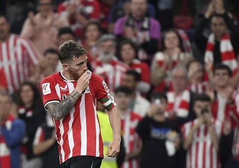 "Atletik" klubunun kapitanı ilə vida mərasiminə 30 min azarkeş gəlib