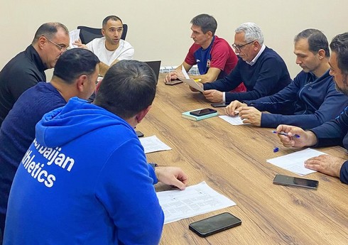 Atletika üzrə Azərbaycan millisinin məşqçilərinin iclası keçirilib