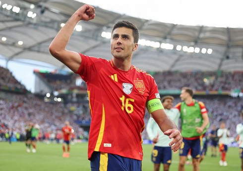 AVRO-2024-ün ən yaxşı futbolçusu "Real"a transfer oluna bilər