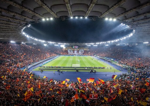 Avropa Liqası matçından əvvəl azarkeşlər bıçaqlanıb