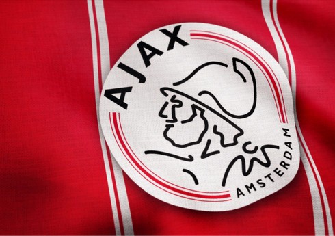 "Ayaks" yeddi futbolçunu komandadan kənarlaşdırıb