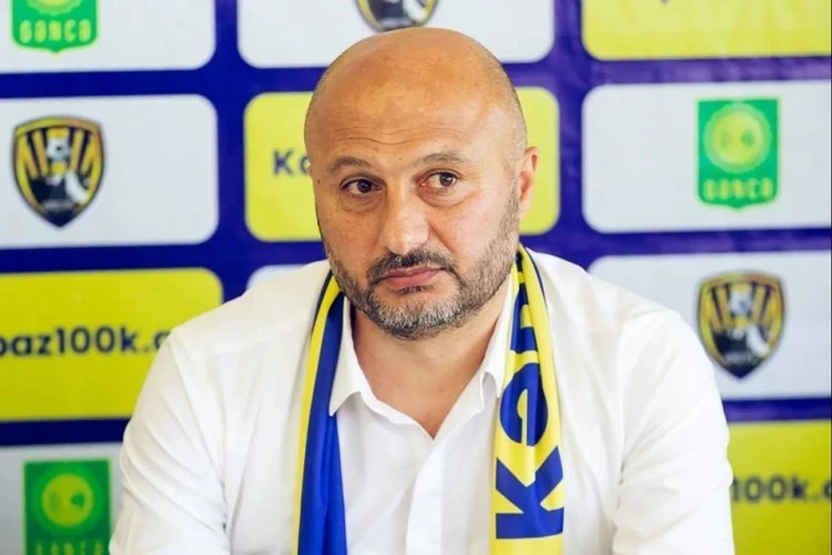 Azər Məmmədov: "Qarabağ"ın yarımmüdafiəçilərinin oyunu məni heyran etdi"