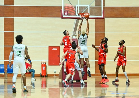 Azərbaycan Basketbol Liqası: Turun son oyununda sensasiya qeydə alınıb