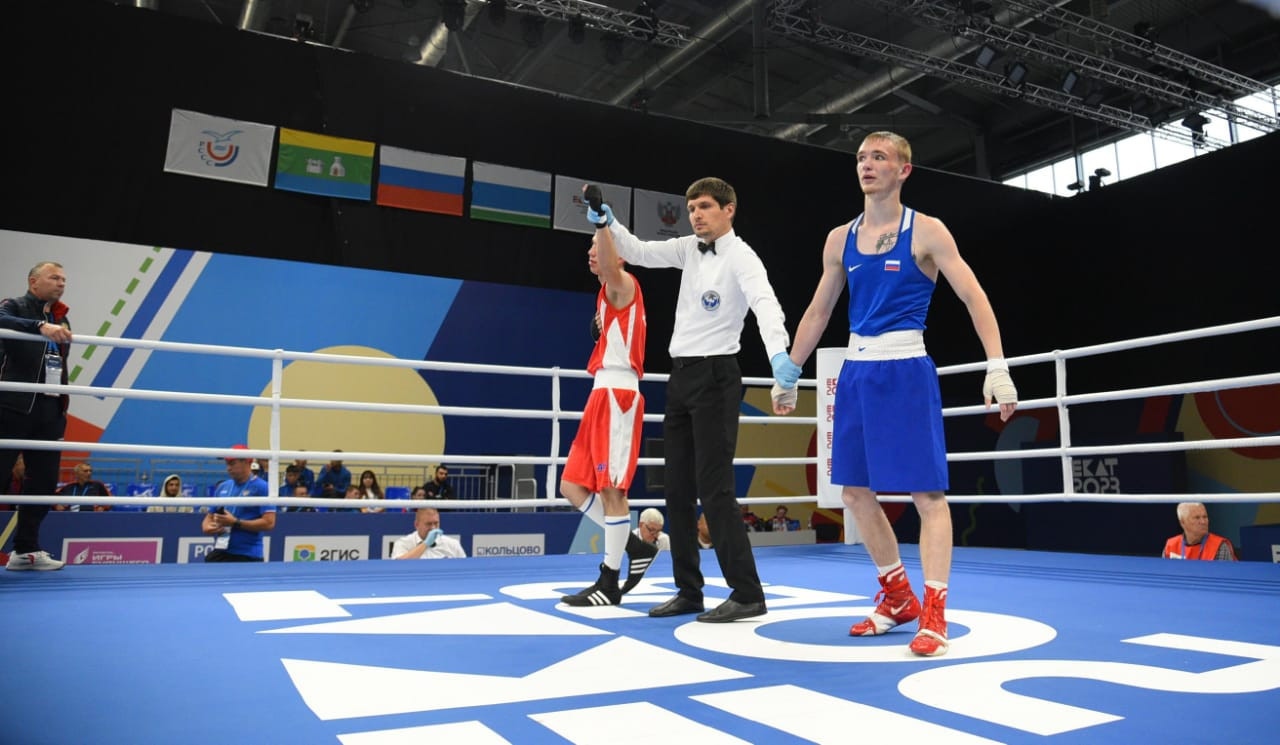 Azərbaycan boksçusu Beynəlxalq Universitet İdman Festivalının finalına vəsiqə qazanıb - FOTO