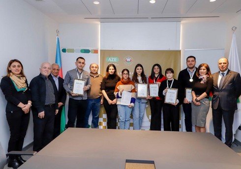 Azərbaycan çempionatının qalibi olan şahmatçılar mükafatlandırılıb