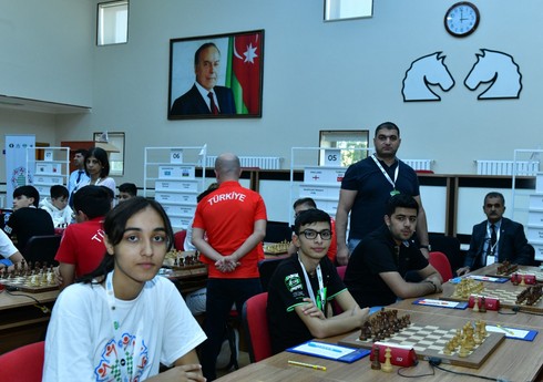 Azərbaycan komandası Şahmat Olimpiadasında bürünc medal qazanıb