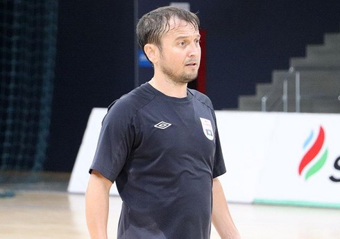 Azərbaycan millisinin baş məşqçisi Çexiya ilə yoxlama oyunlarını dəyərləndirib