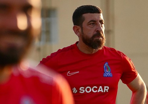 Azərbaycan millisinin baş məşqçisi: "Ədalətsiz qərarlara rəğmən, həm Monteneqronu, həm də baş hakimi məğlub etdik"