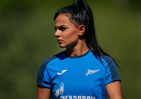Azərbaycan millisinin futbolçusu Rusiyada növbəti dəfə turun rəmzi yığmasına düşüb