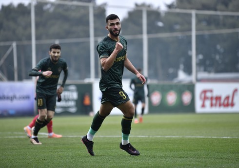 Azərbaycan millisinin hücumçusu gənc bombardirlər siyahısında liderdir