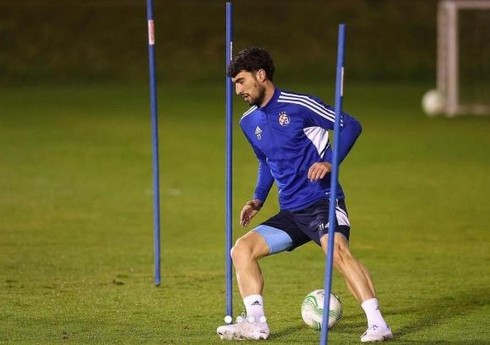 Azərbaycan millisinin hücumçusu məşqlərə başlayıb