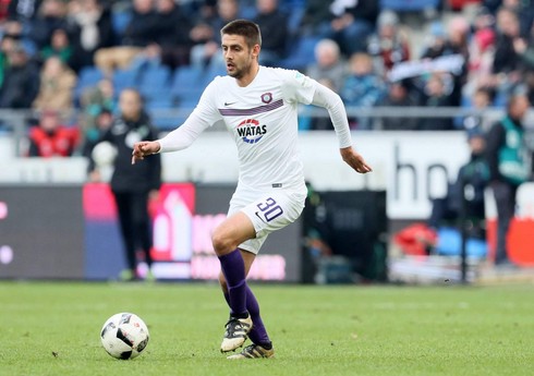 Azərbaycan millisinin sabiq futbolçusu kapitanlıqdan məhrum edilib