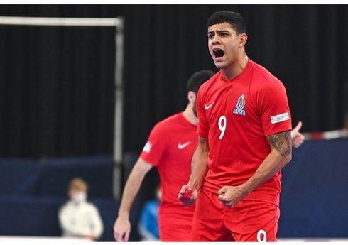 Azərbaycan millisinin üzvü “Sportinq”ə keçəcək