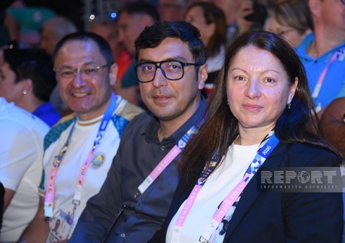 Azərbaycan rəsmiləri Paris-2024 Yay Olimpiya Oyunlarında güləş yarışlarını izləyirlər