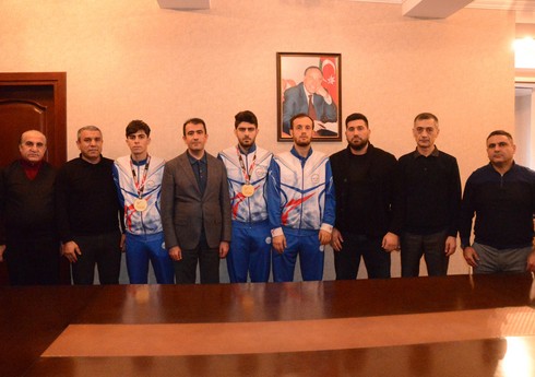 Azərbaycan Taekvondo Federasiyasında qalib parataekvondoçularla görüş olub