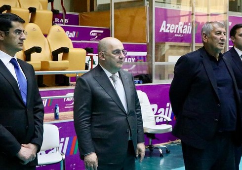 Azərbaycan Voleybol Federasiyasının prezidenti yeniyetmə və gənc voleybolçuların təlim-məşq toplanışında olub