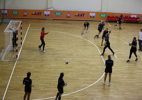 Azərbaycanın həndbol yığması Portuqaliya ilə oyunlara hazırlaşır