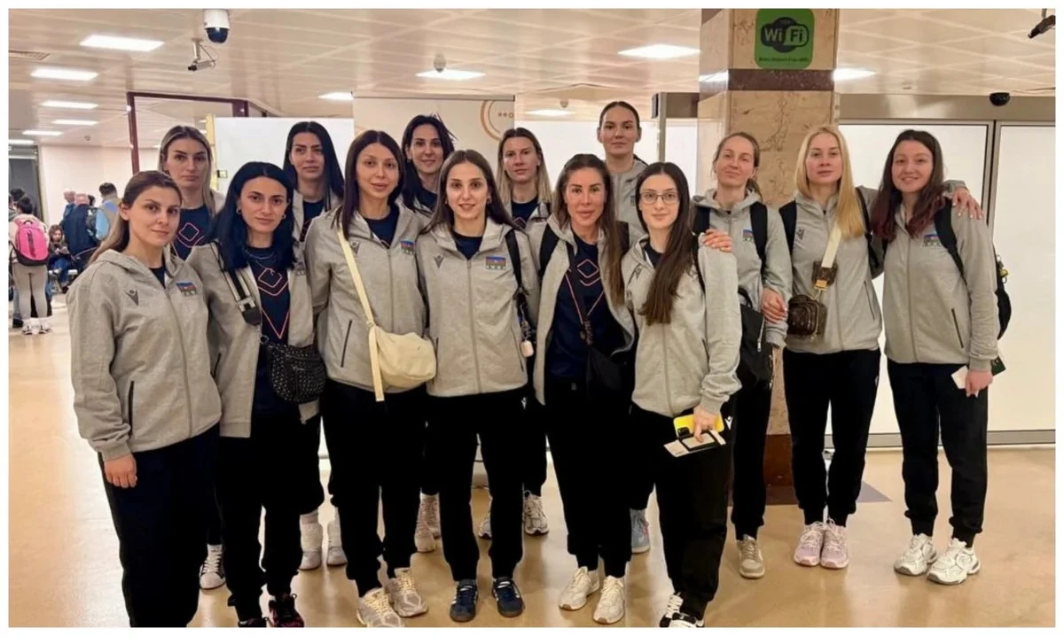 Azərbaycanın qadınlardan ibarət voleybol millisi Macarıstana təlim-məşq toplanışına yollanıb