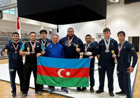 Azərbaycanın sumo güləşçiləri Macarıstanda 13 medal qazanıblar