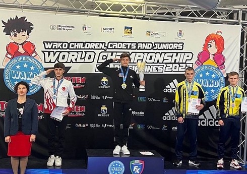 Azərbaycanın yeniyetmə və gənc kikboksçulardan ibarət millisi tarixi uğura imza atıb