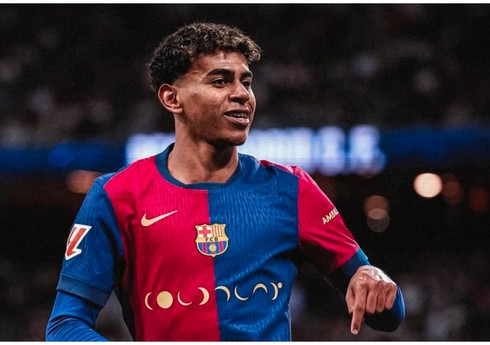 "Barselona"nın 17 yaşlı futbolçusu 100-cü matçını keçirib