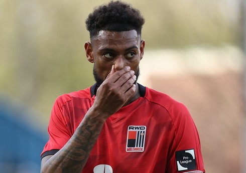 Başından ağır xəsarət alan fransalı futbolçunun durumu açıqlanıb