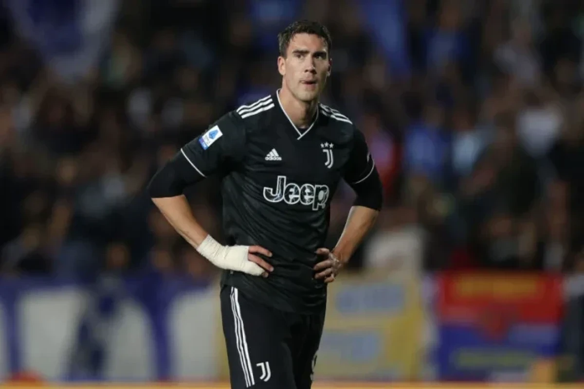 “Bavariya” Vlahoviçin transferi üçün “Yuventus”la danışıqlara başlayıb