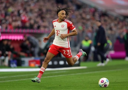 "Bavariya"nın futbolçusu zədələnərək sıradan çıxıb