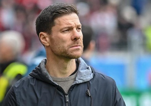 "Bayer 04"ün baş məşqçisi İngiltərə və Almaniya klublarının təklifindən imtina edib