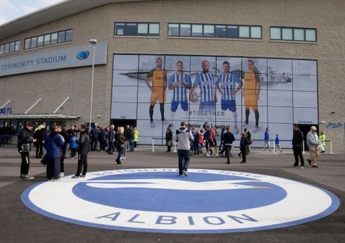 Belçika yığmasının üzvü karyerasını İngiltərədə davam etdirəcək