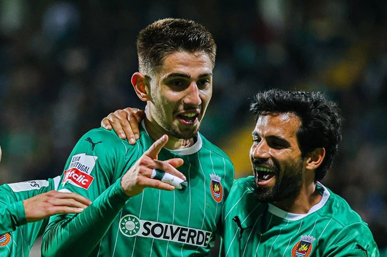 “Beşiktaş”lı futbolçunun gələcəyinə aydınlıq gəlib