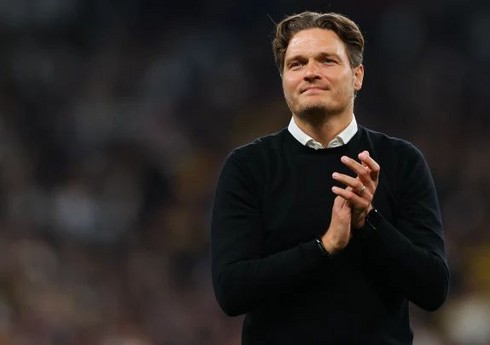 "Borussiya" baş məşqçisi ilə yollarını ayırıb