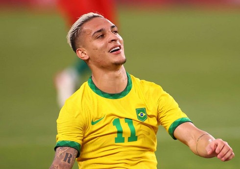 Braziliya millisinin futbolçusu karyerasını Almaniyada davam etdirə bilər