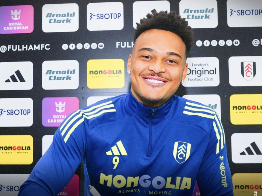 Braziliyalı futbolçu daha 5 il “Fulhem”də - RƏSMİ