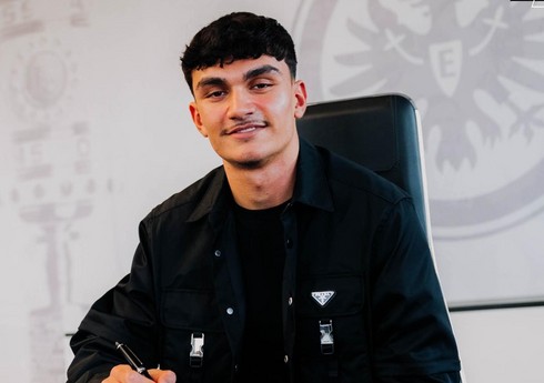 Bundesliqa klubu türkiyəli futbolçunun transferini açıqlayıb