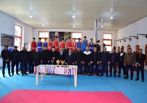 Cəlilabadda boks zalının açılışı olub