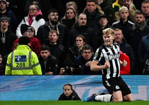 "Çelsi"nin müdafiəçisi "Nyukasl"a transfer olunub